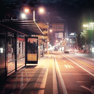 国产极品两年半一起草
